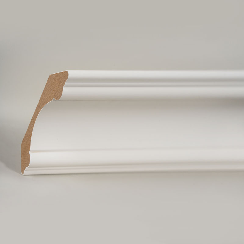 MDF クラウン モールディング (フィラー下塗り & パール ホワイト) 3/4 インチ x 3 3/8 インチ
