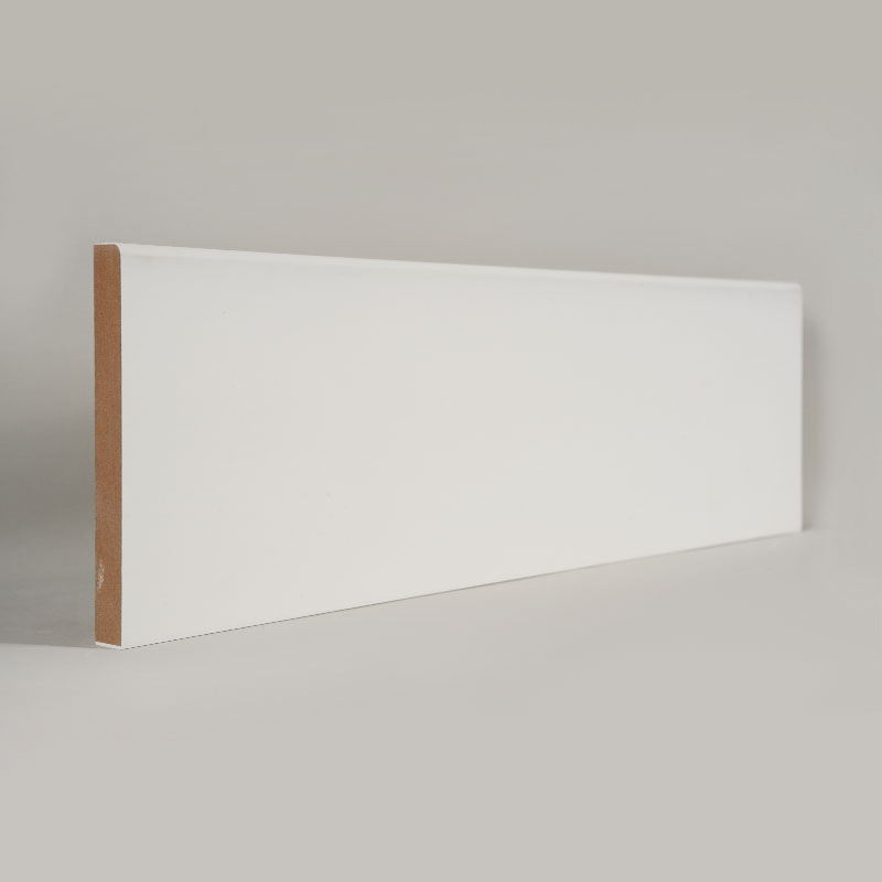 MDF 幅木 (フィラー下塗り & パールホワイト) 1/2 インチ x 4 1/2 インチ